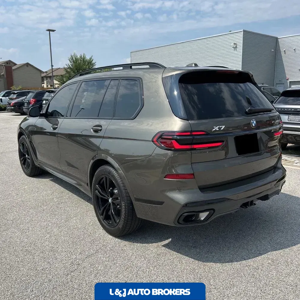 2025 BMW X7 XDrive40i 4D SUV