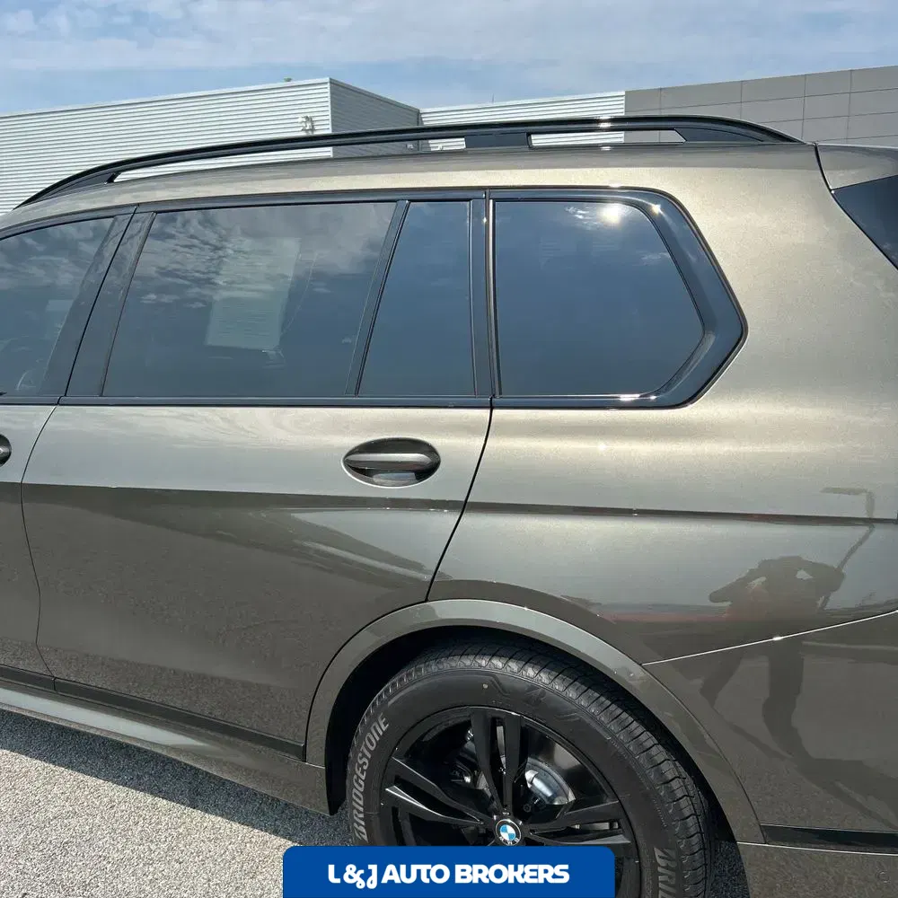 2025 BMW X7 XDrive40i 4D SUV