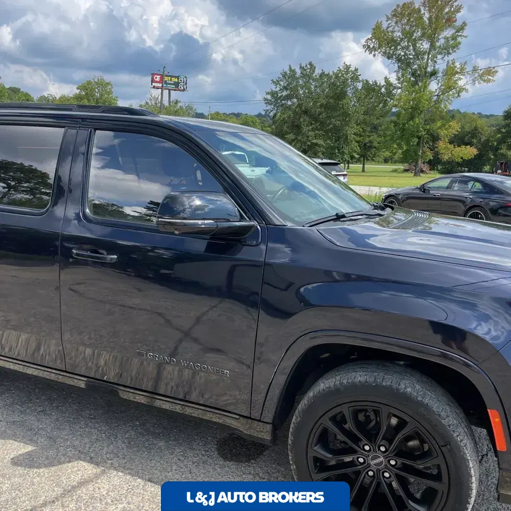 2023 Jeep Grand Wagoneer Obsidian