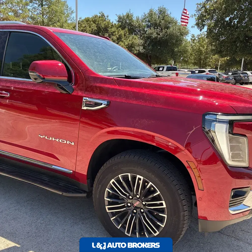 2025 GMC Yukon Elevation
