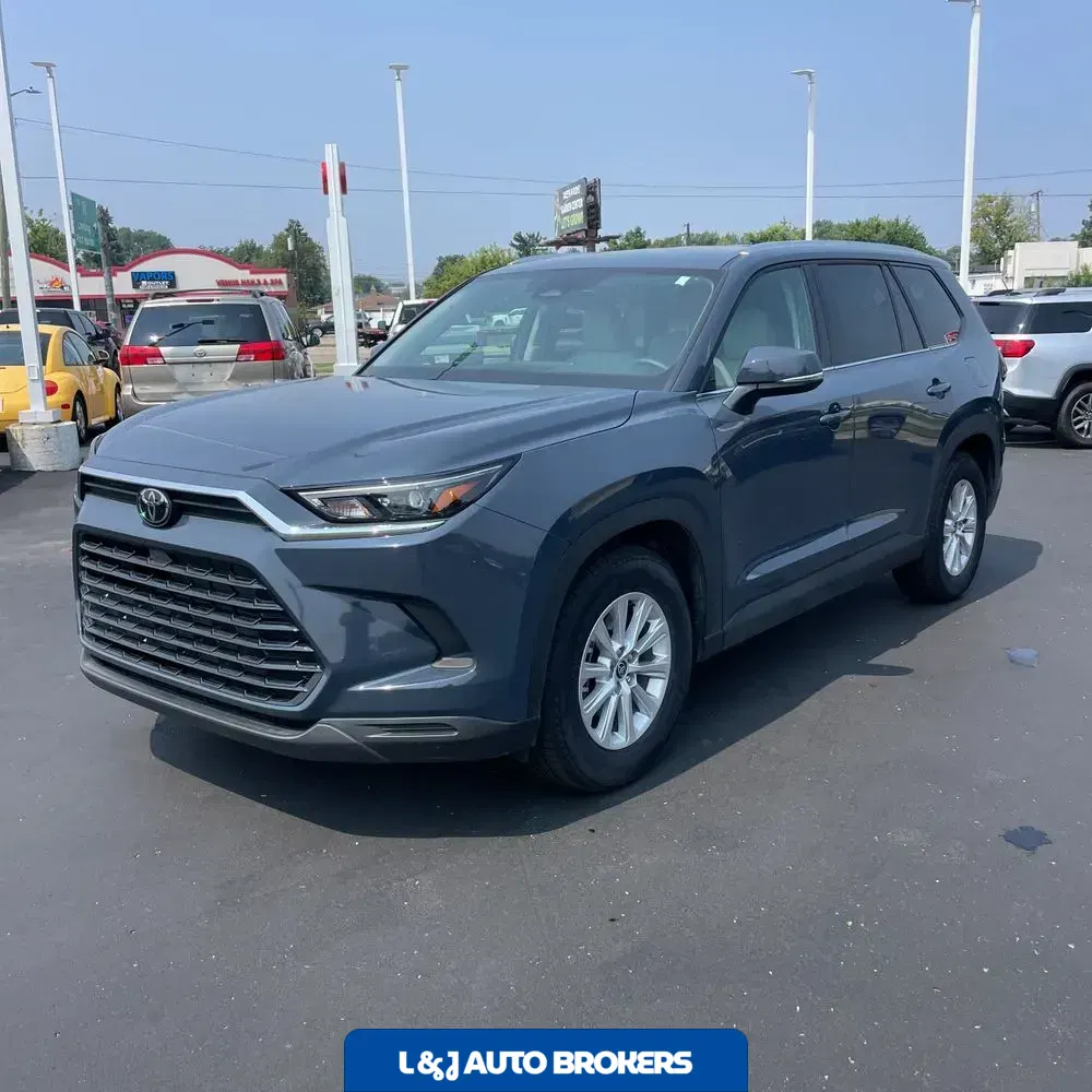 2025 Toyota Grand Highlander XLE