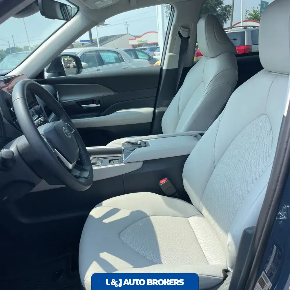 2025 Toyota Grand Highlander XLE