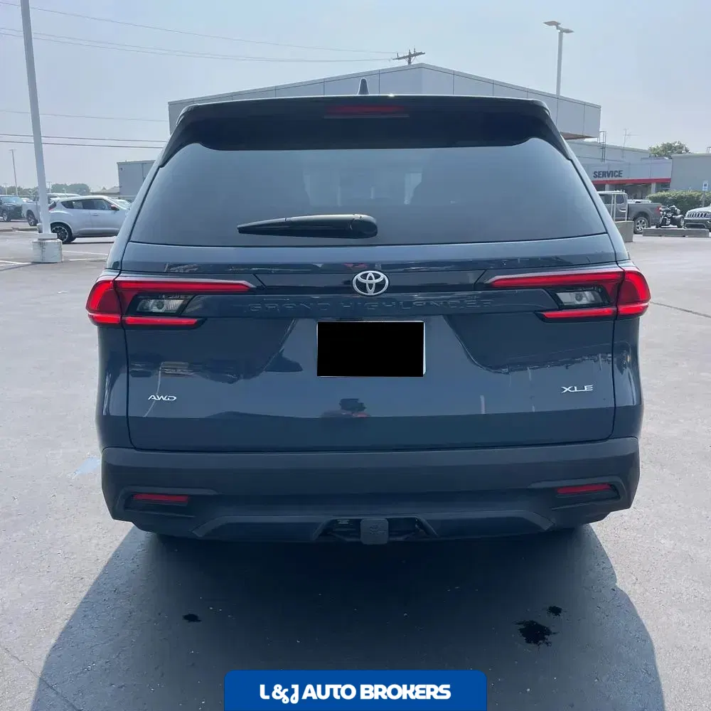 2025 Toyota Grand Highlander XLE