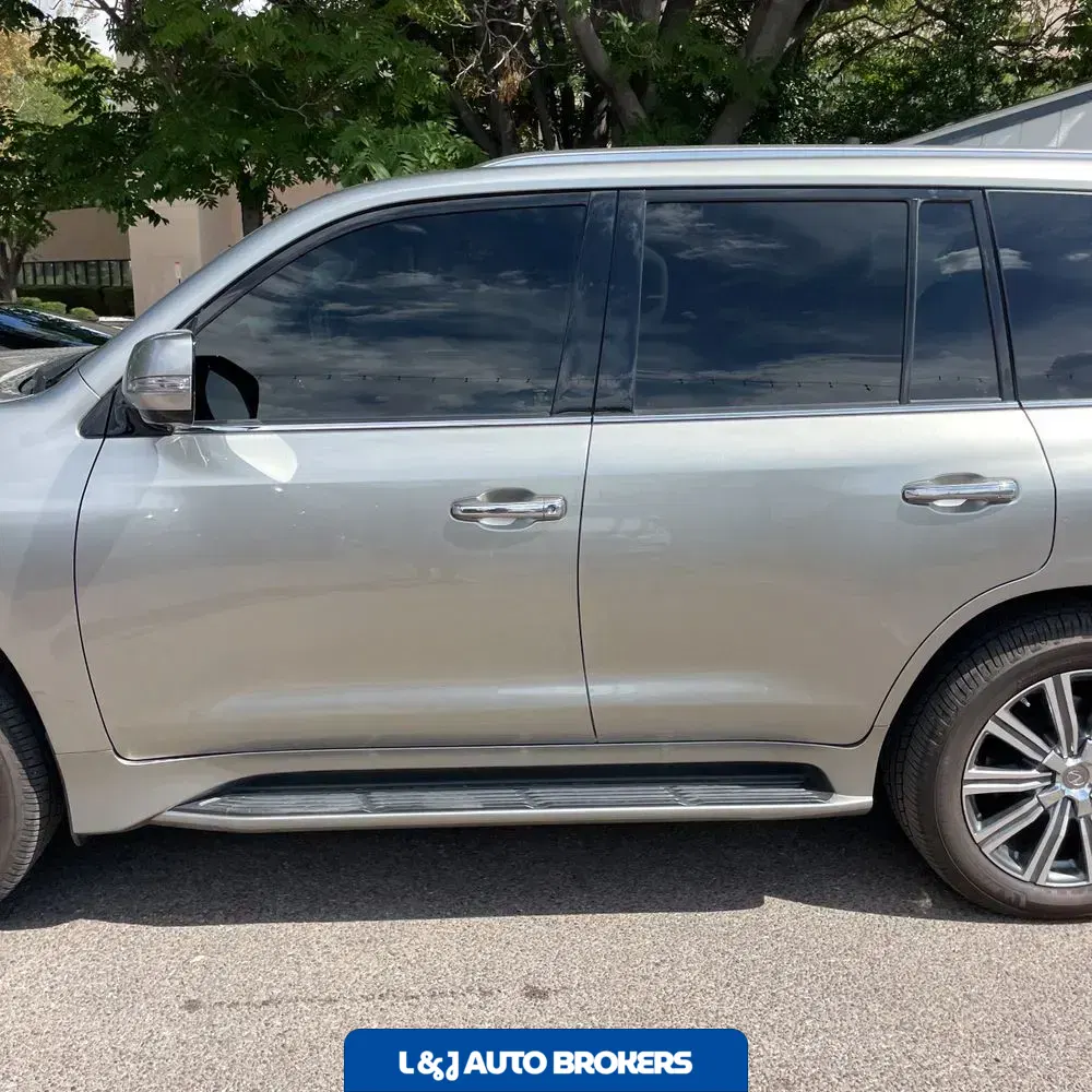 2016 Lexus LX 570 Base