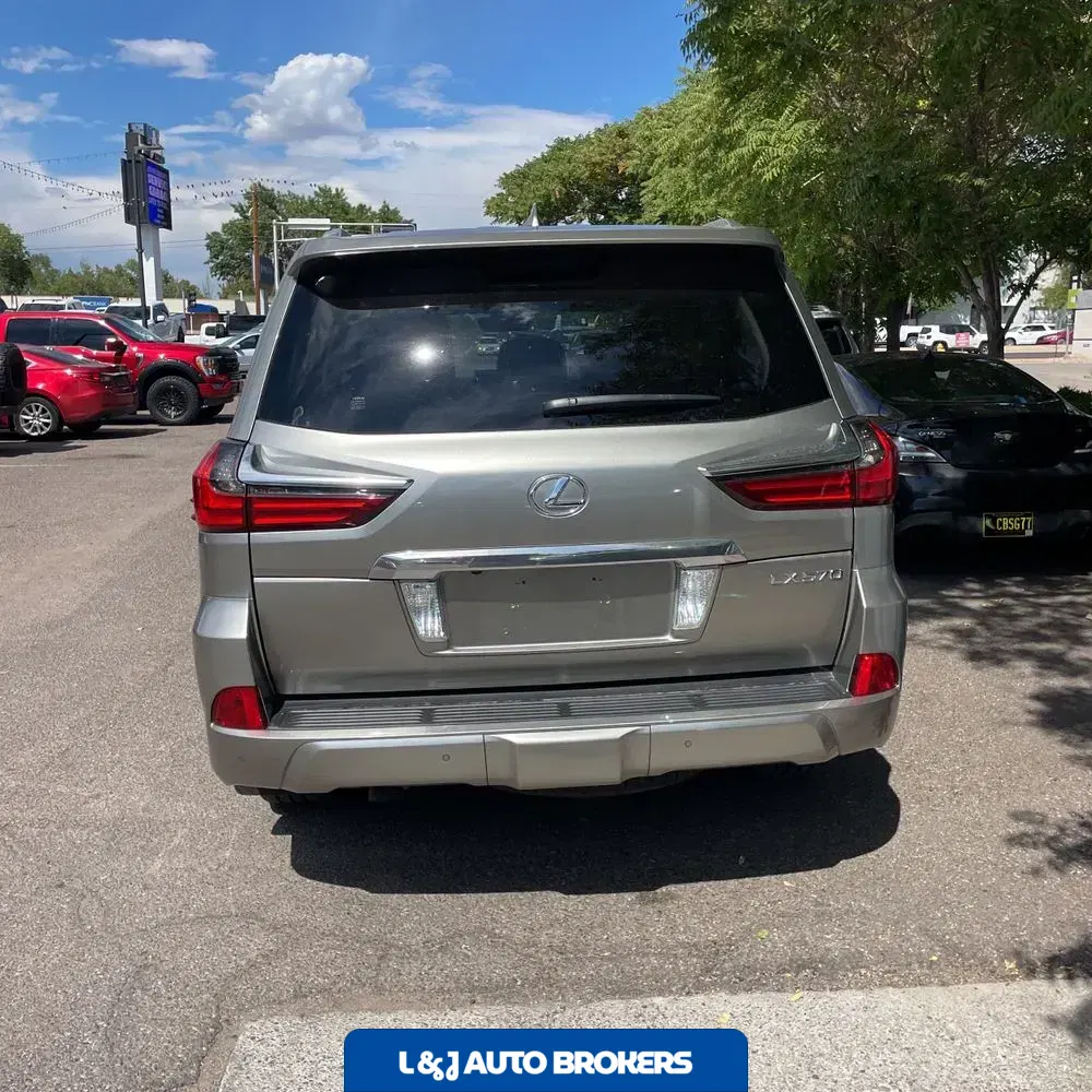 2016 Lexus LX 570 Base