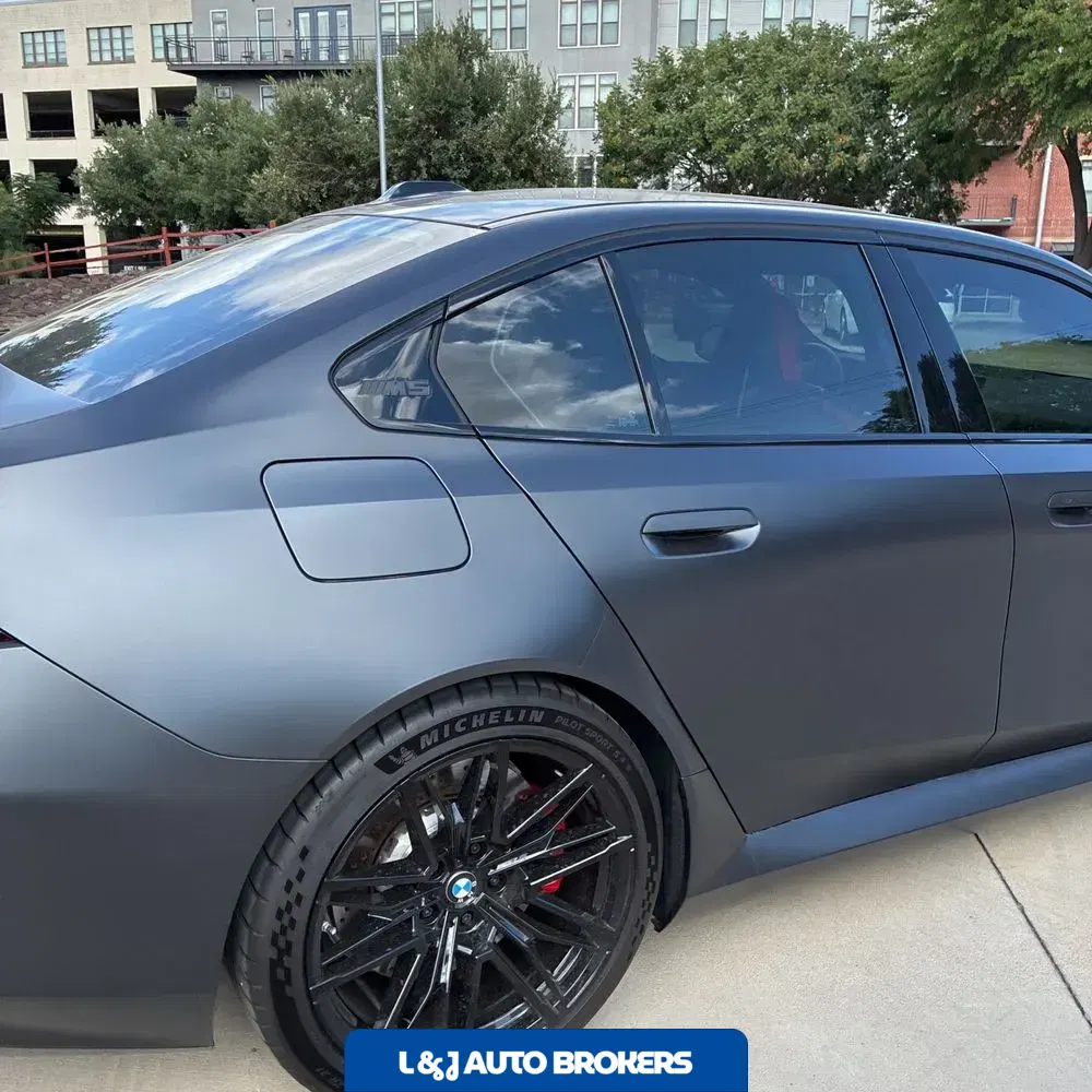 2025 BMW M5 Base