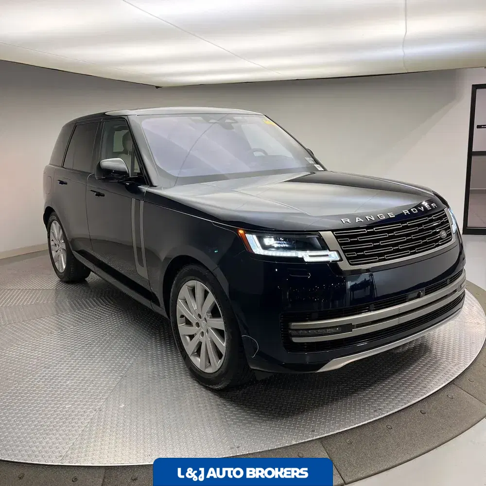 2023 Land Rover Range Rover SE