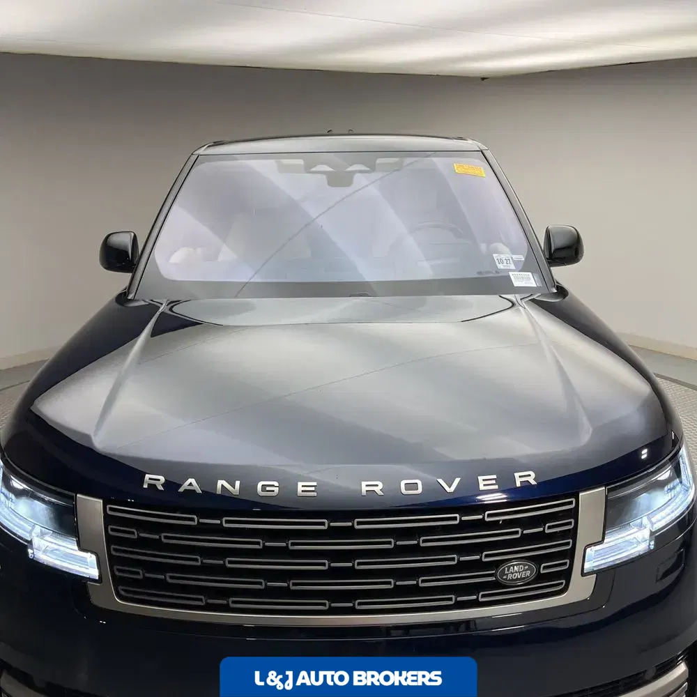 2023 Land Rover Range Rover SE