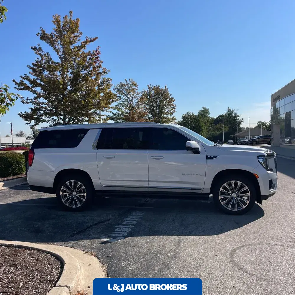 2022 GMC Yukon XL Denali