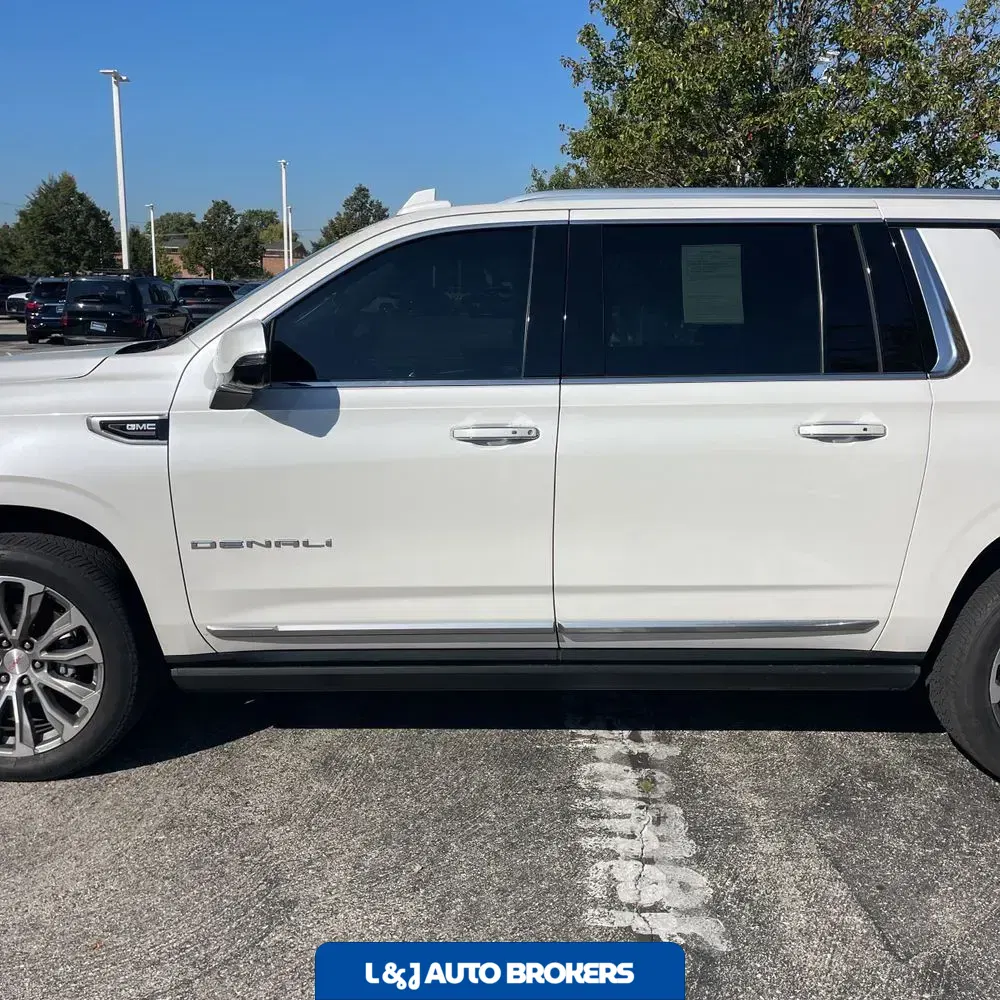 2022 GMC Yukon XL Denali