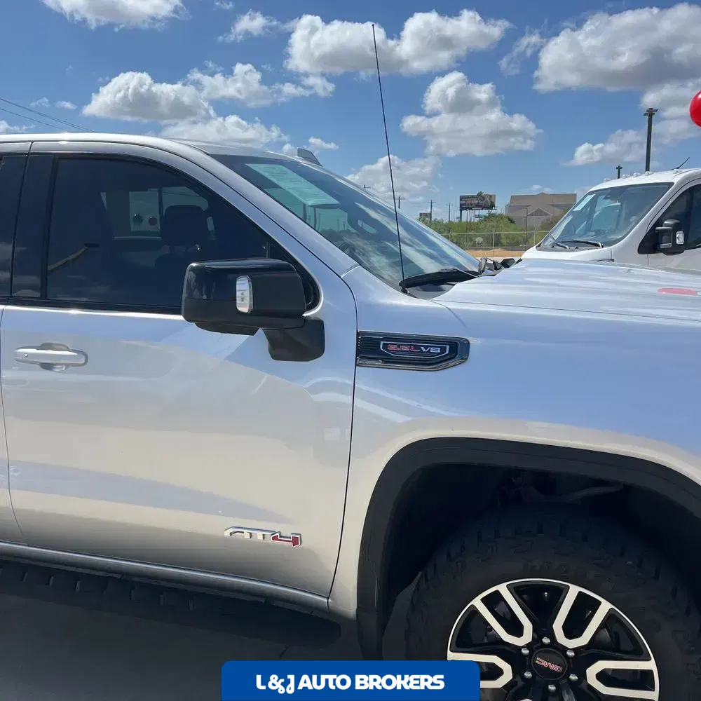 2022 GMC Sierra 1500 AT4
