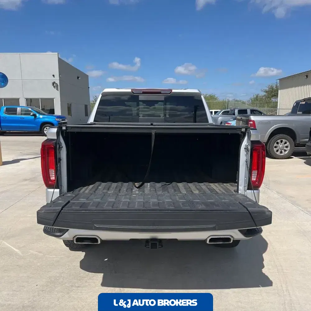 2022 GMC Sierra 1500 AT4