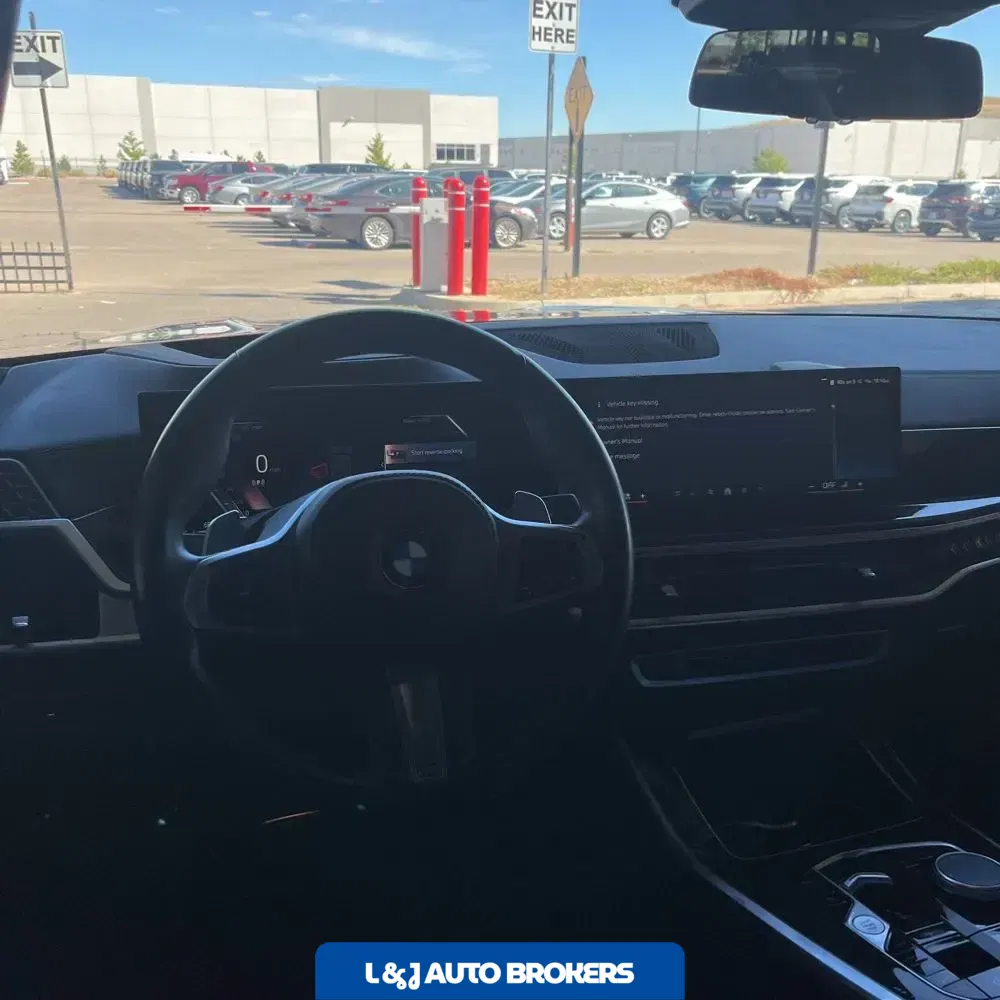 2025 BMW X7 XDrive40i