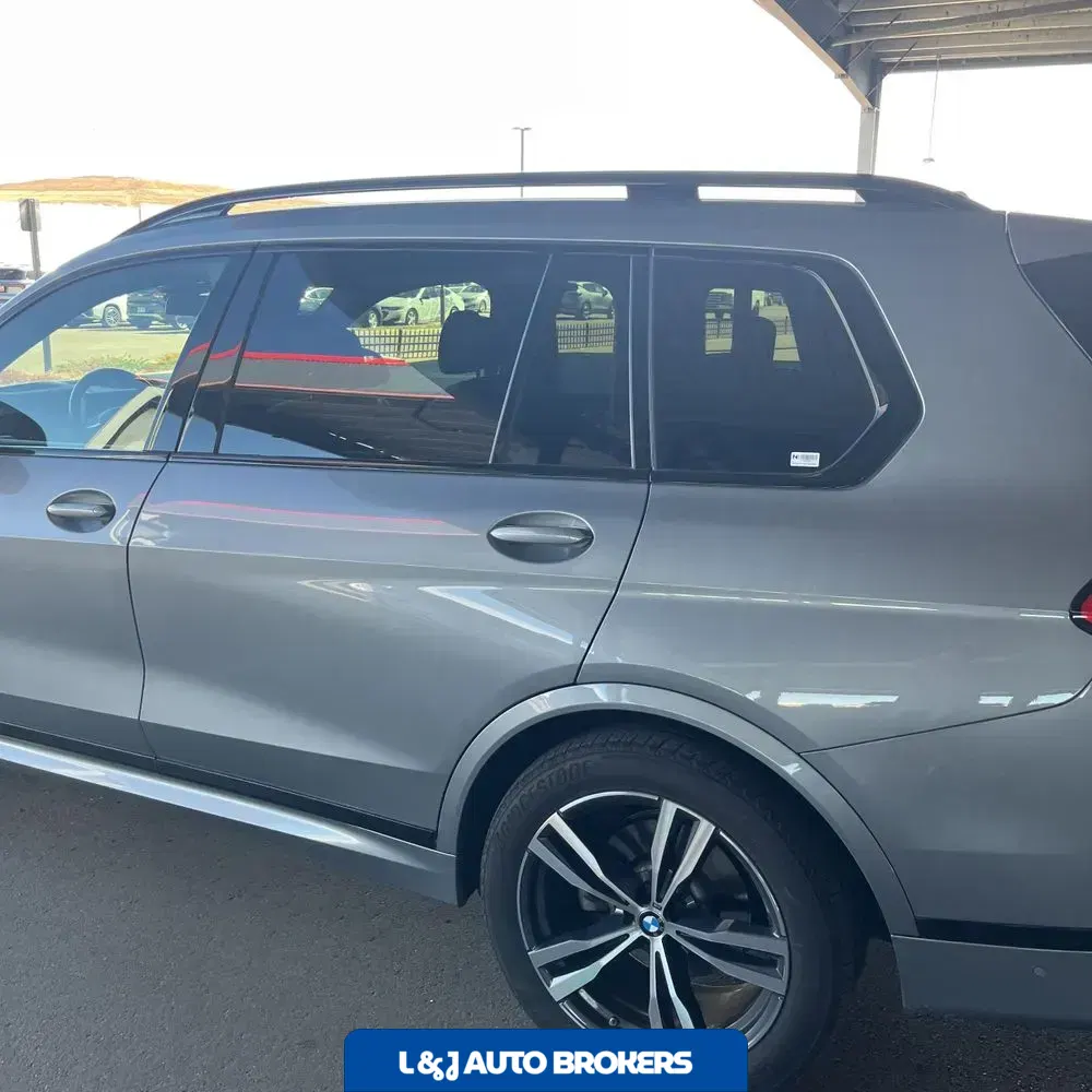 2025 BMW X7 XDrive40i