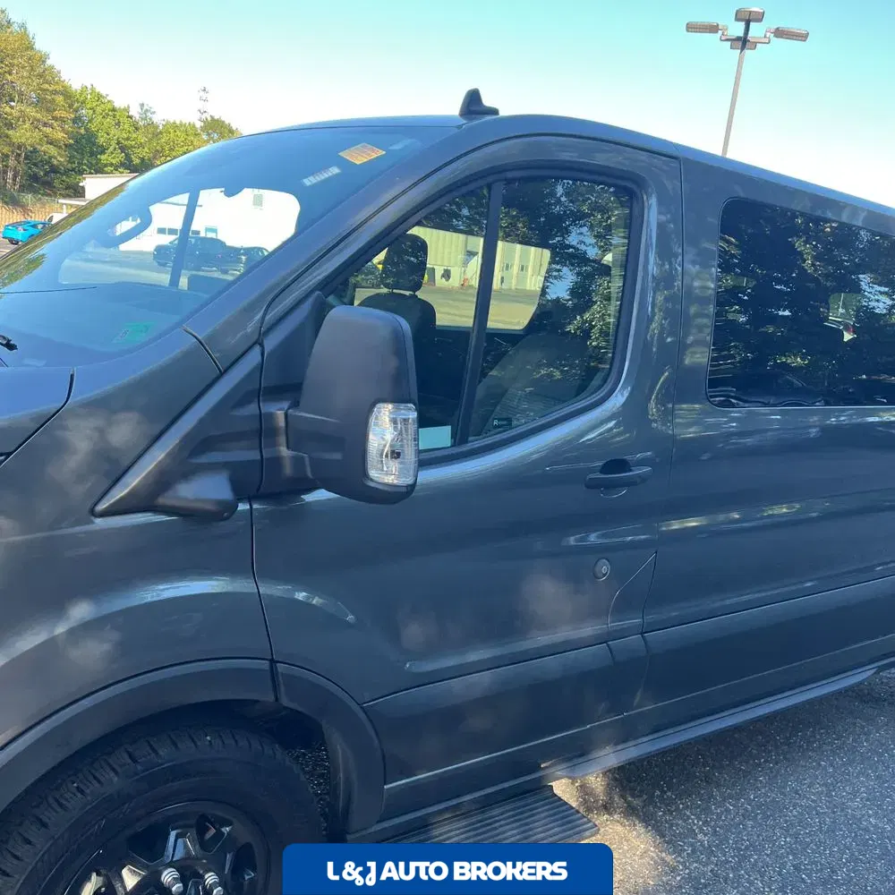 2024 Ford Transit 350 XLT