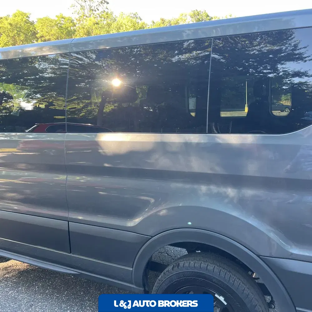 2024 Ford Transit 350 XLT