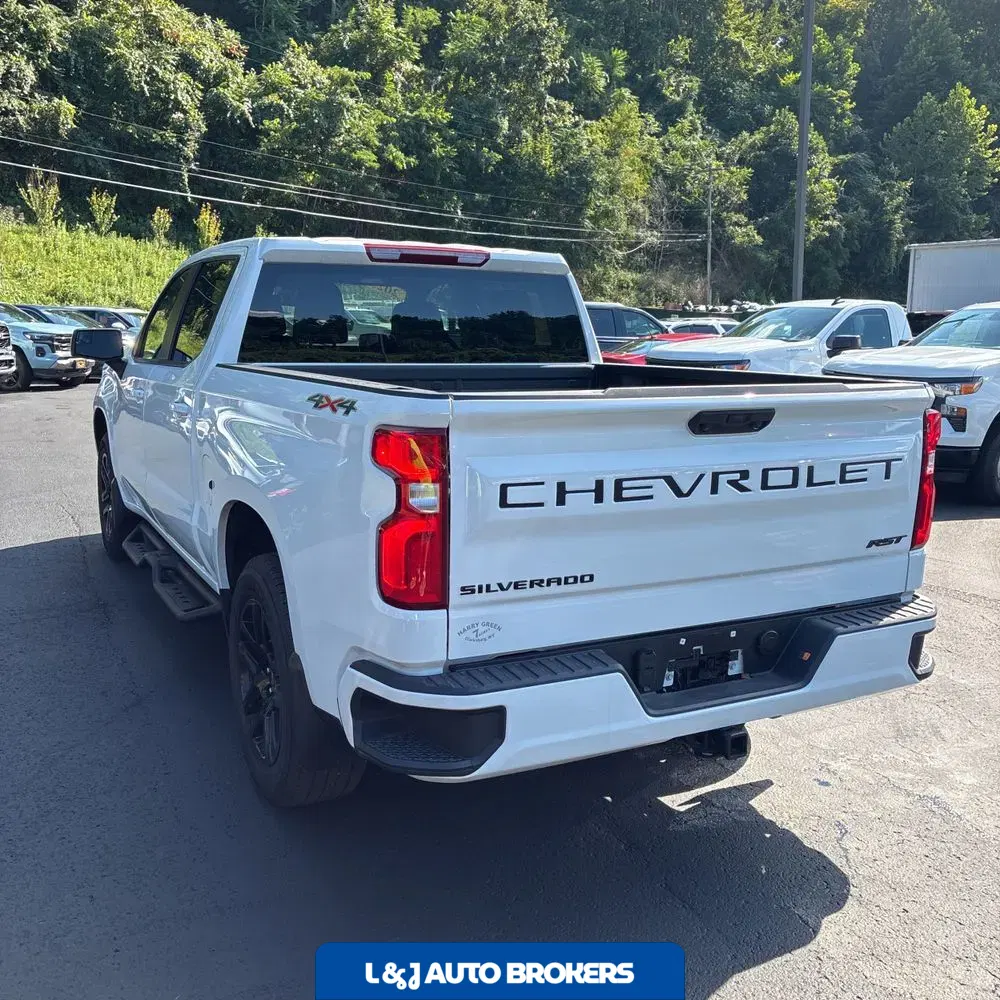 2025 Chevrolet Silverado 1500 RST