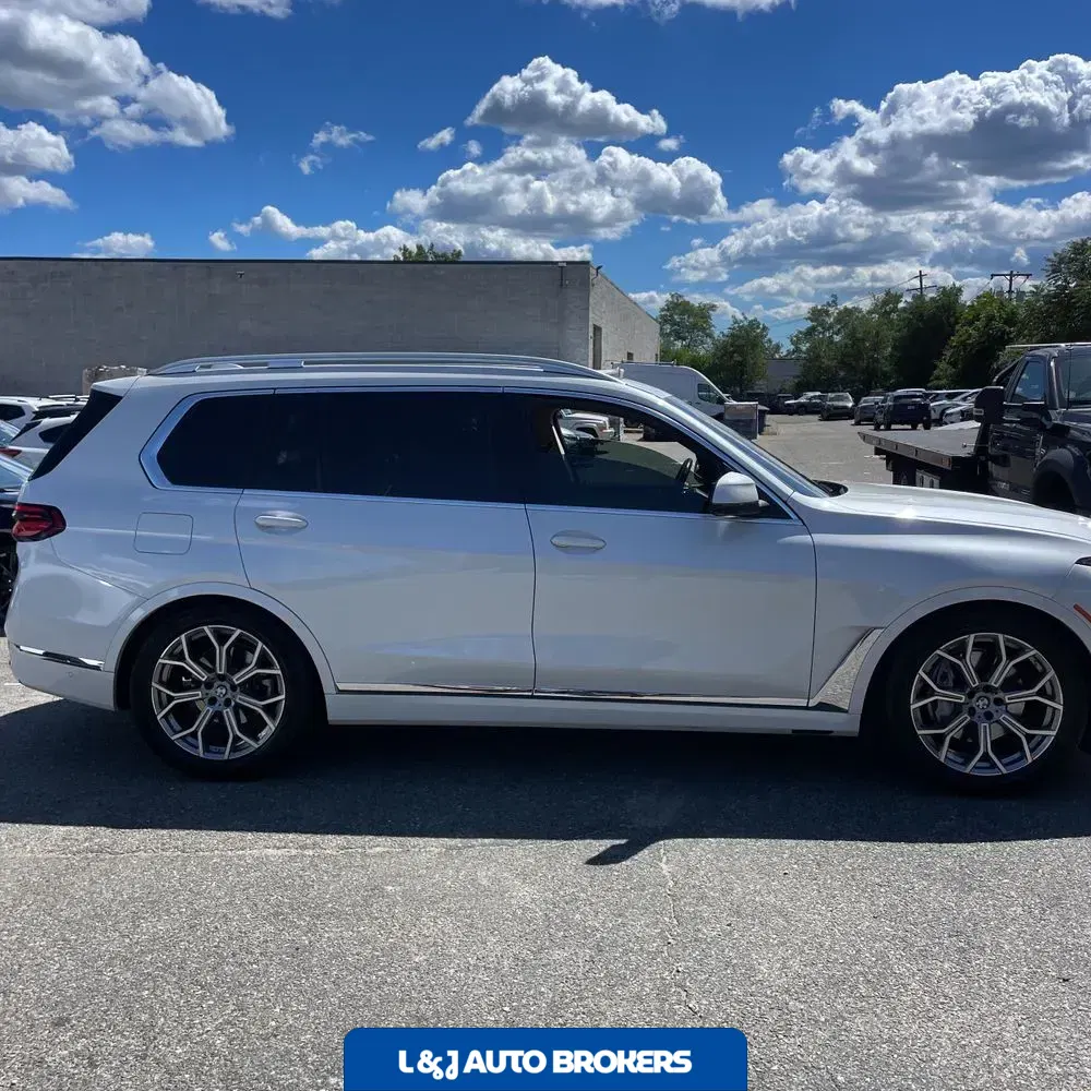2024 BMW X7 XDrive40i