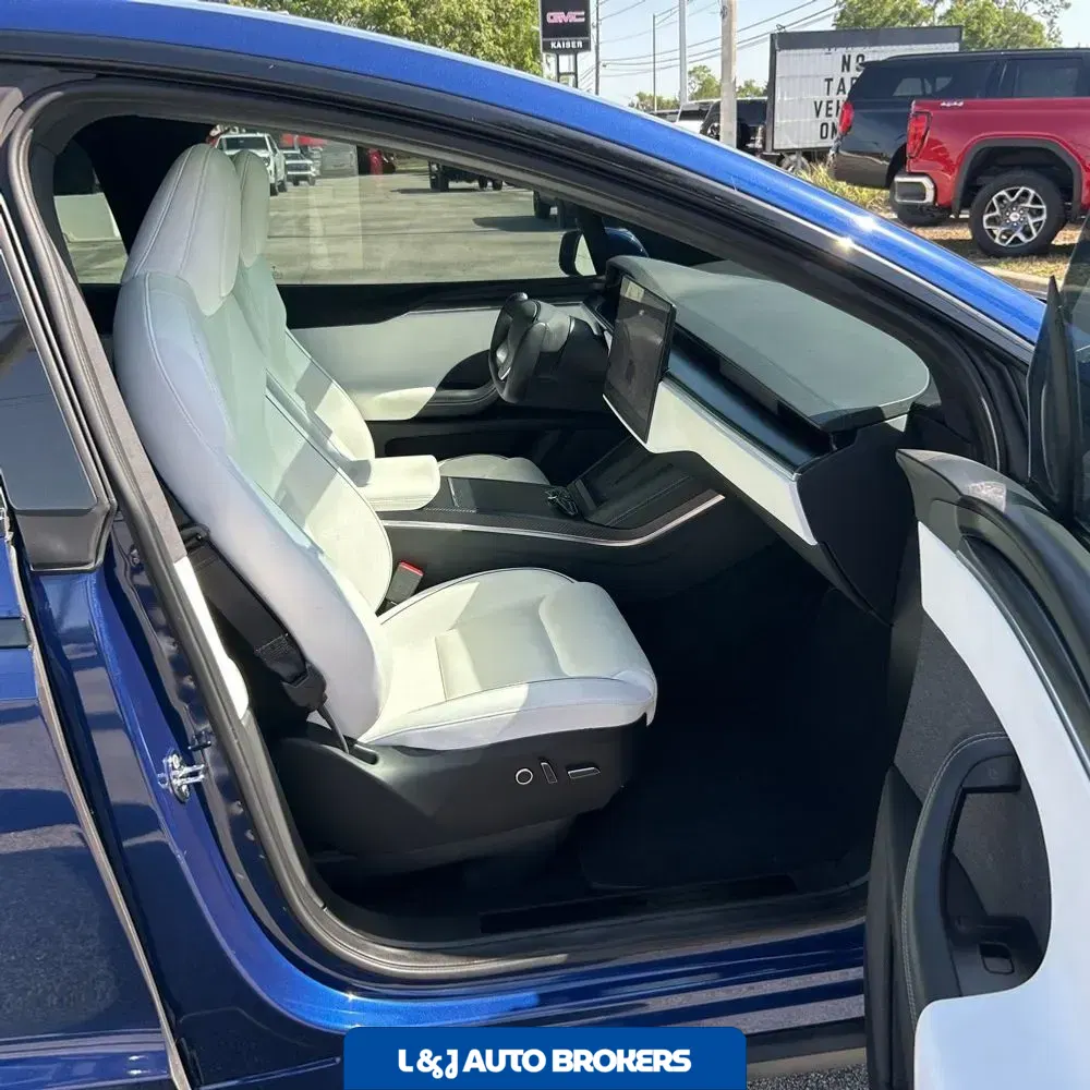 2022 Tesla Model X Plaid