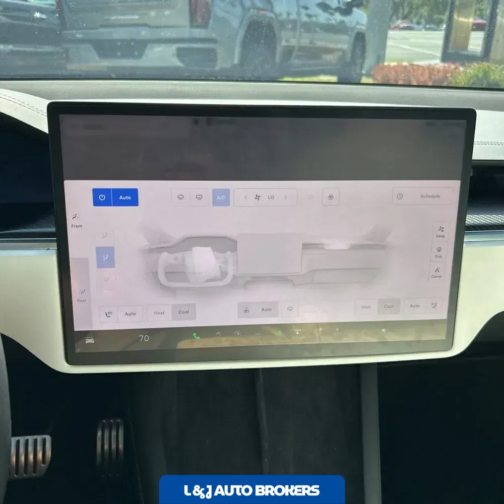 2022 Tesla Model X Plaid