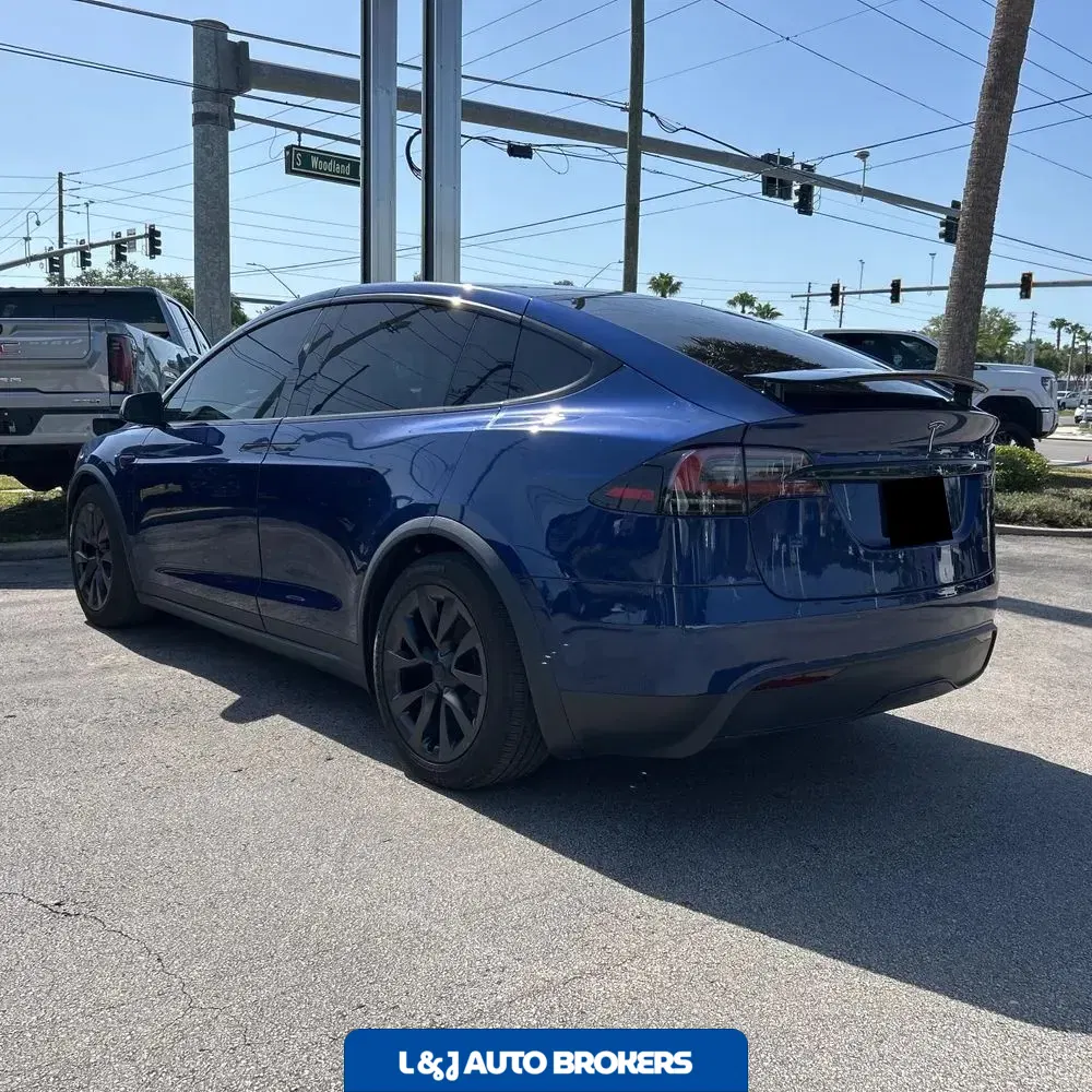 2022 Tesla Model X Plaid