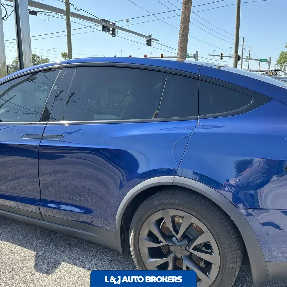 2022 Tesla Model X Plaid