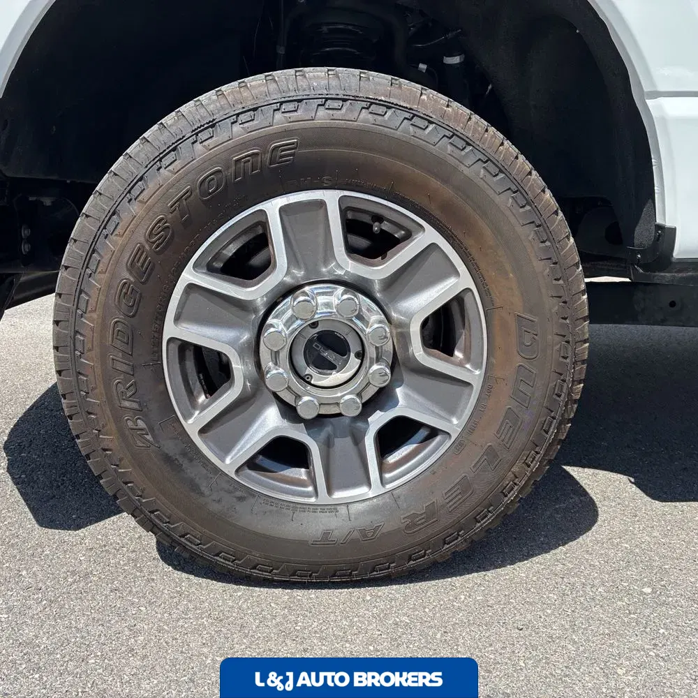 2024 Ford F350 S/D Lariat