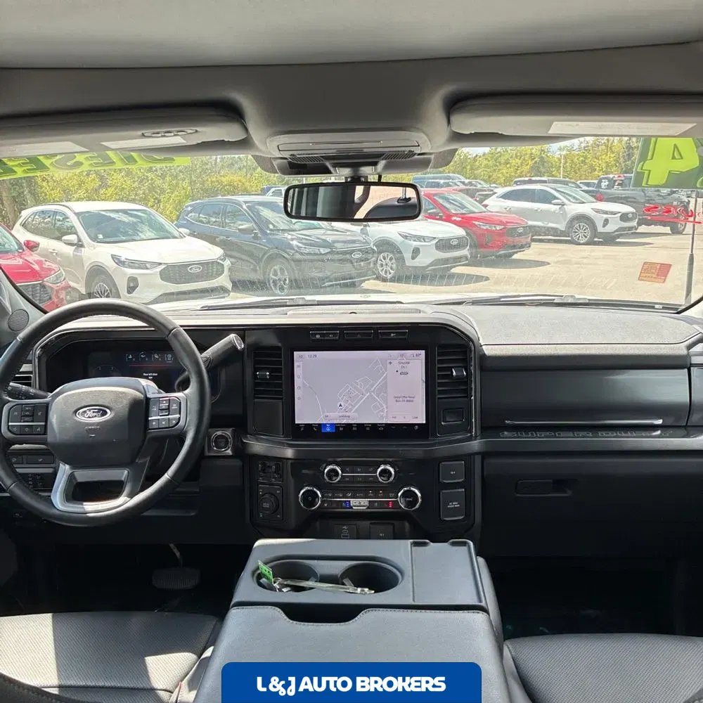 2024 Ford F350 S/D Lariat