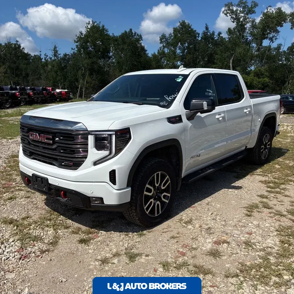 2023 GMC Sierra 1500 AT4