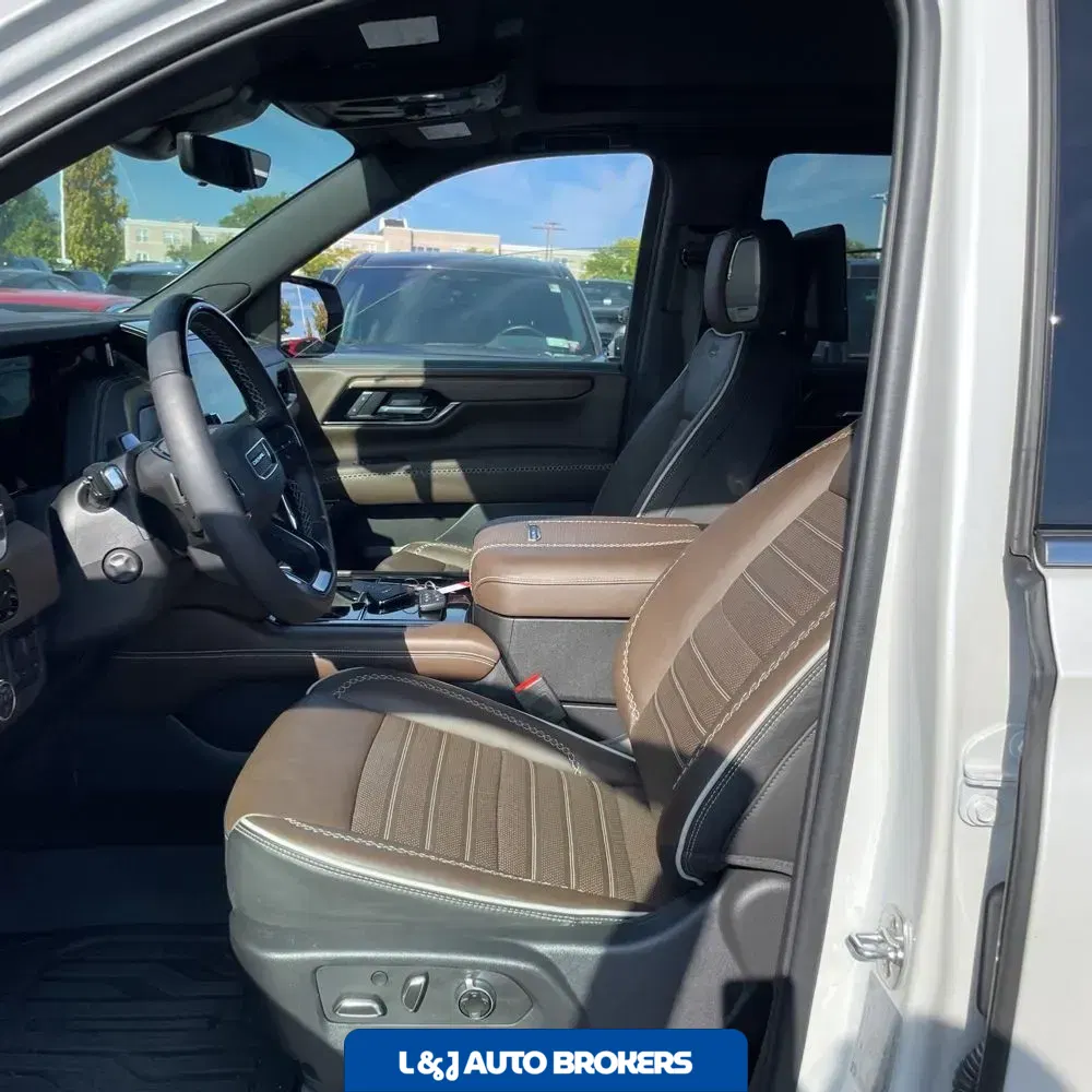 2025 GMC Yukon Denali Ultimate