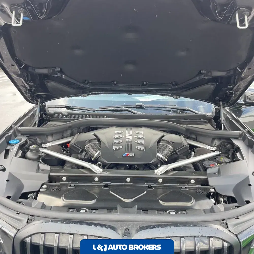 2024 BMW X7 M60i