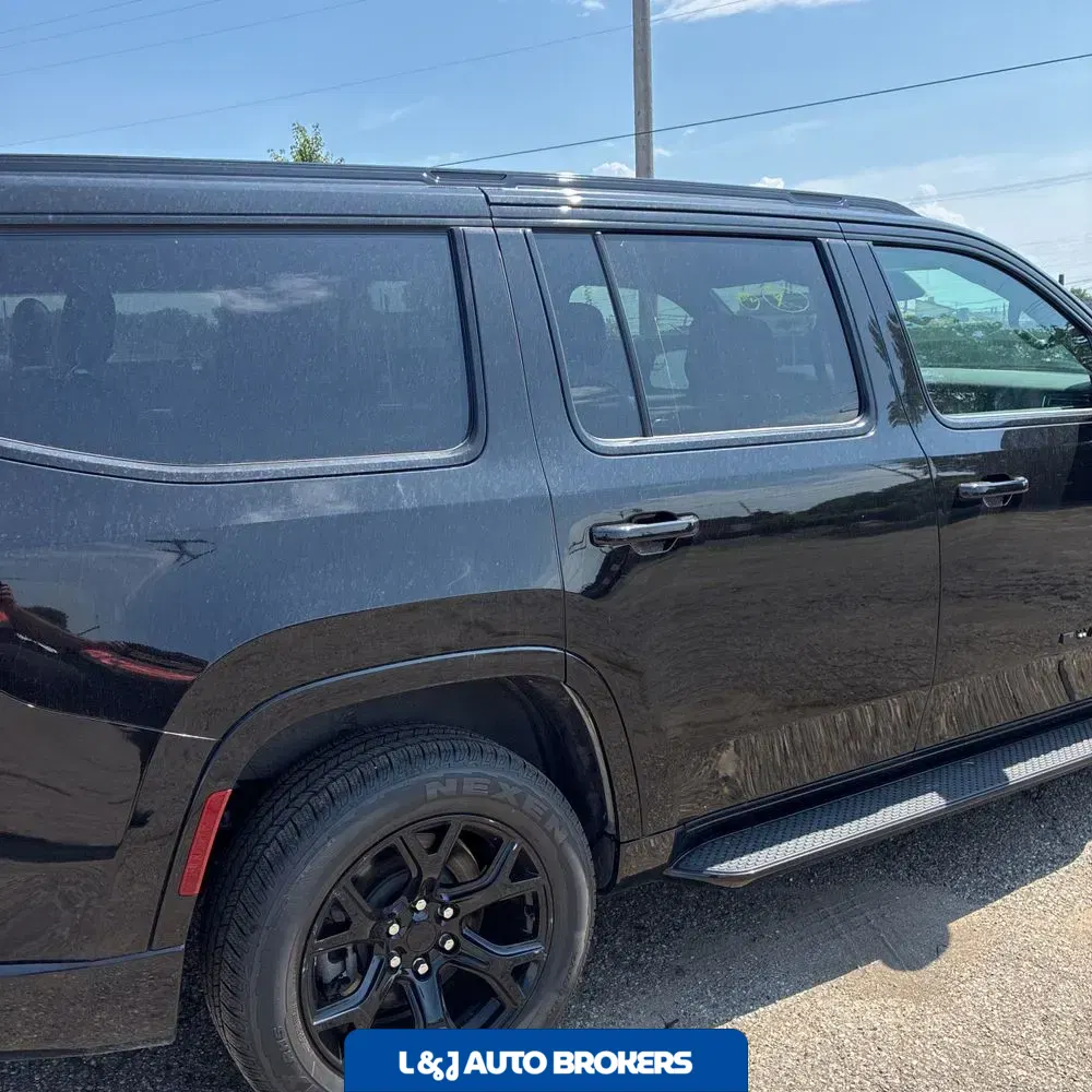 2024 Jeep Wagoneer Series II Carbide