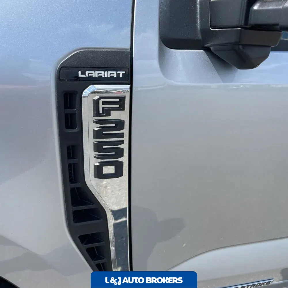 2023 Ford F-250 Super Duty Lariat