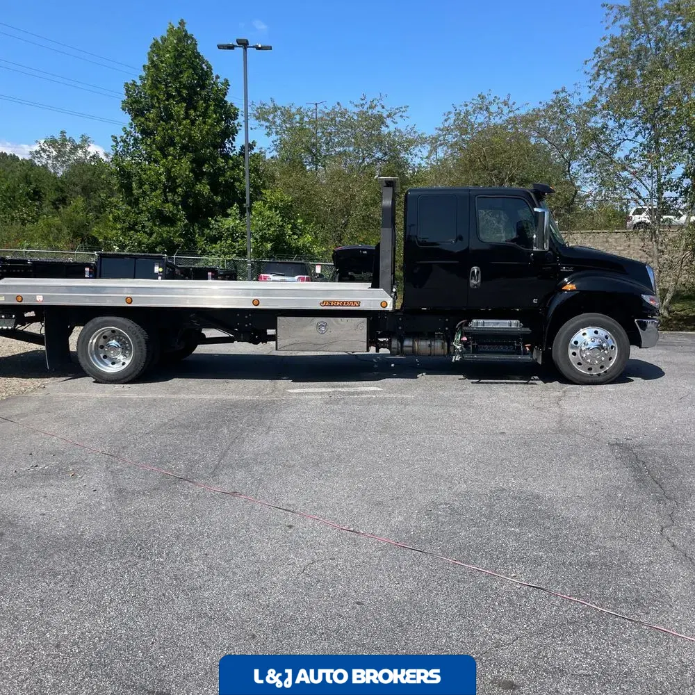 2021 International Commercial MV607 CA61-187 CONV CAB SBA TRUCK 4X2 6.7L