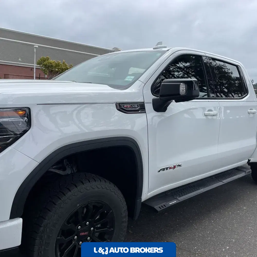 2023 GMC Sierra 1500 AT4X