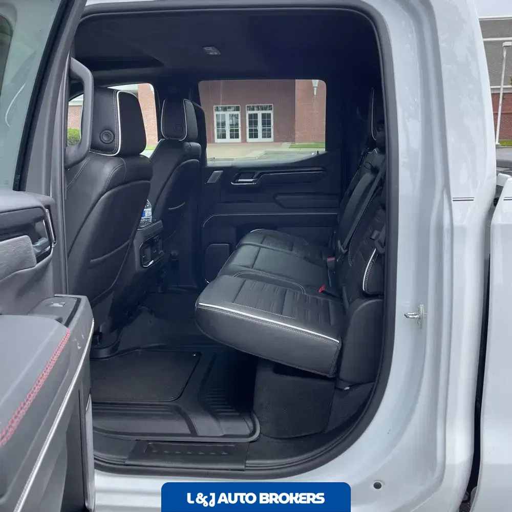 2023 GMC Sierra 1500 AT4X