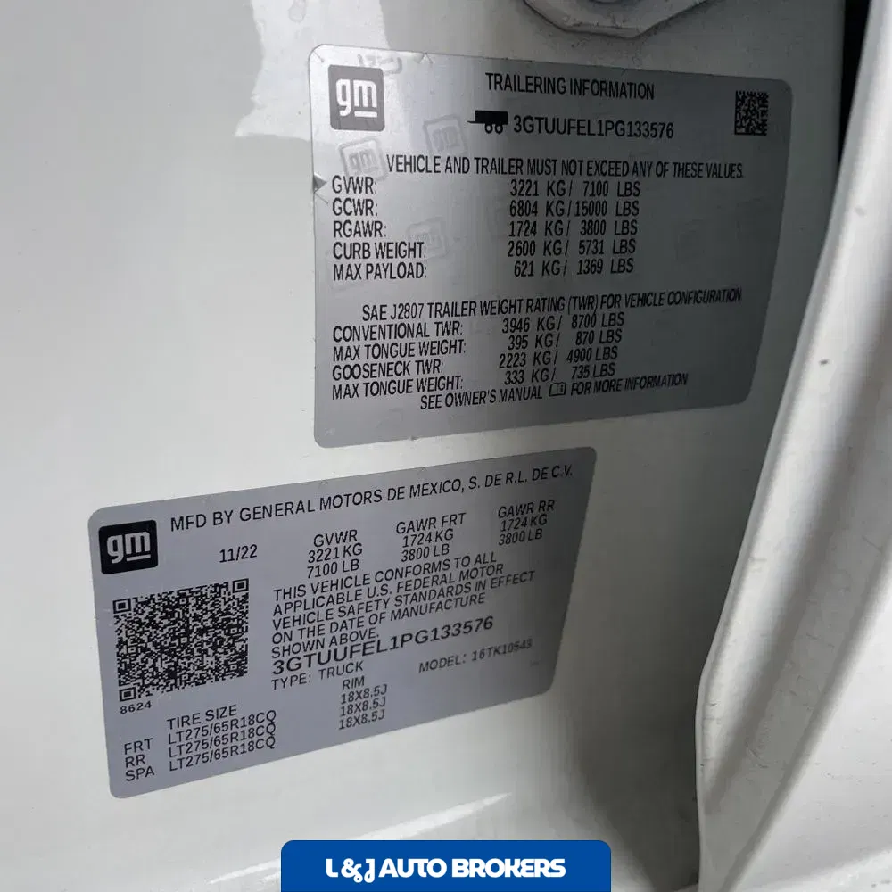 2023 GMC Sierra 1500 AT4X