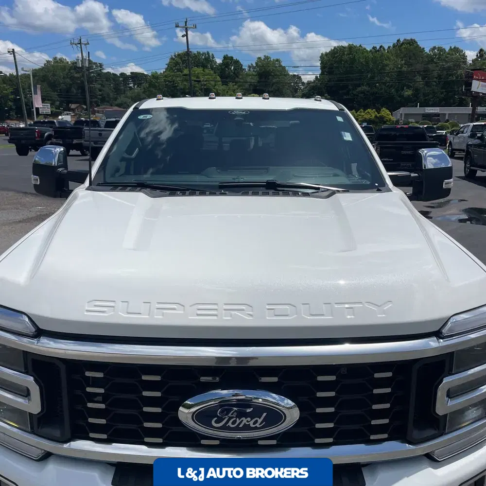 2024 Ford F-350 Super Duty Platinum