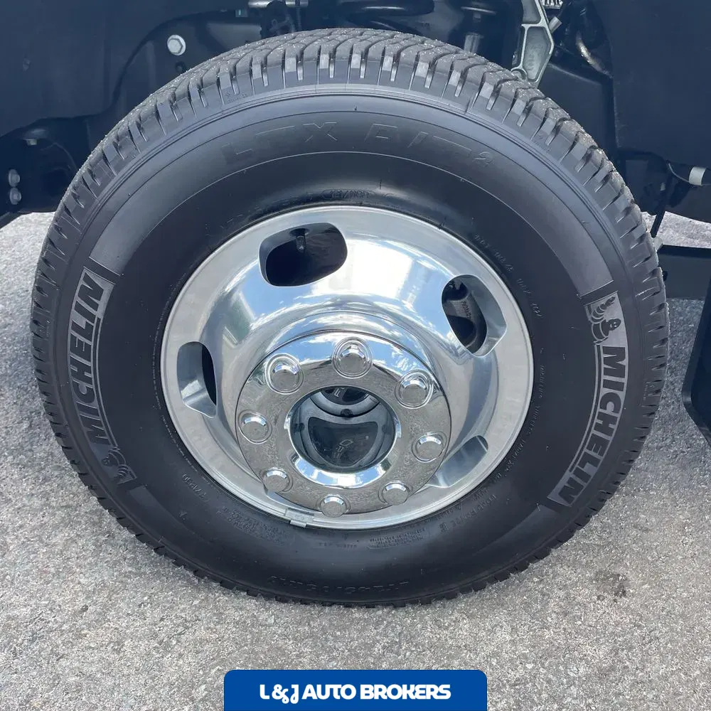 2024 Ford F-350 Super Duty Platinum