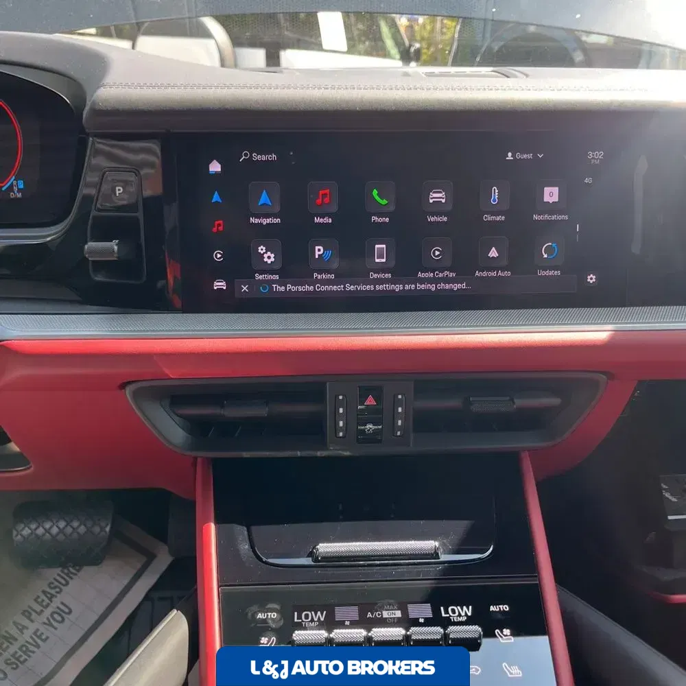 2024 Porsche Cayenne Base