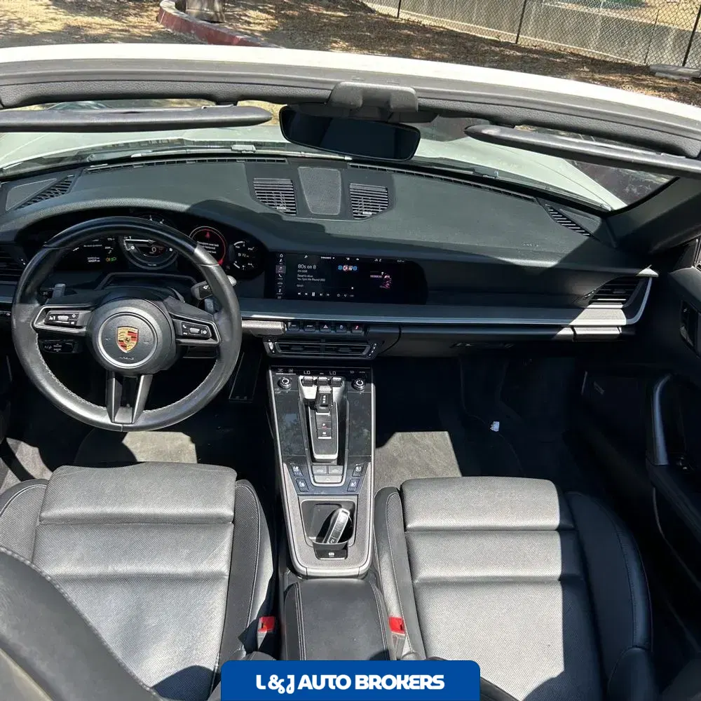 2021 Porsche 911 Carrera