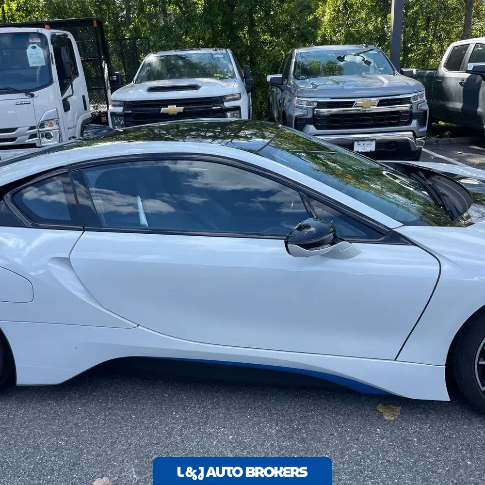 2019 BMW i8