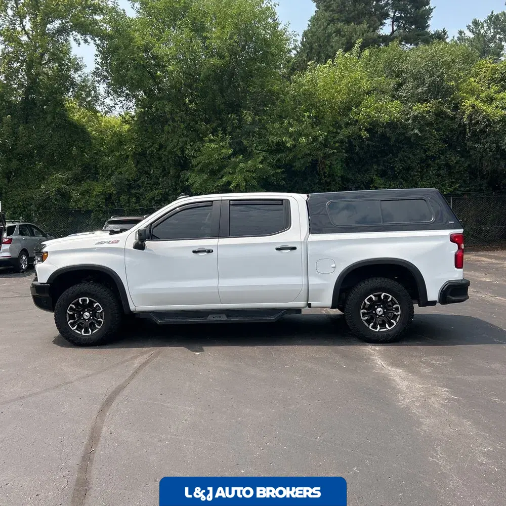 2024 Chevrolet Silverado 1500 ZR2
