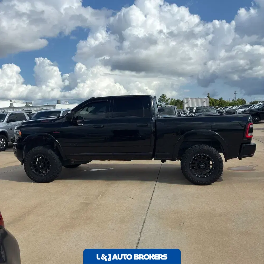 2020 Ram 3500 Laramie