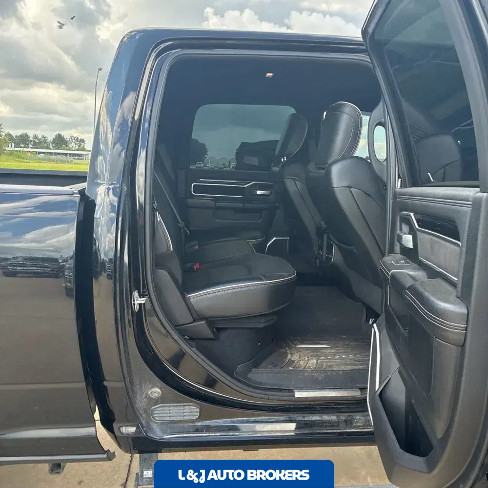 2020 Ram 3500 Laramie