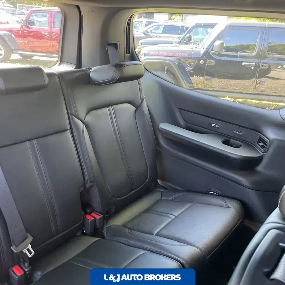 2025 Jeep Wagoneer Series II