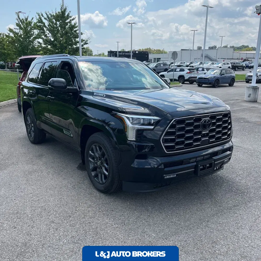 2025 Toyota Sequoia Platinum