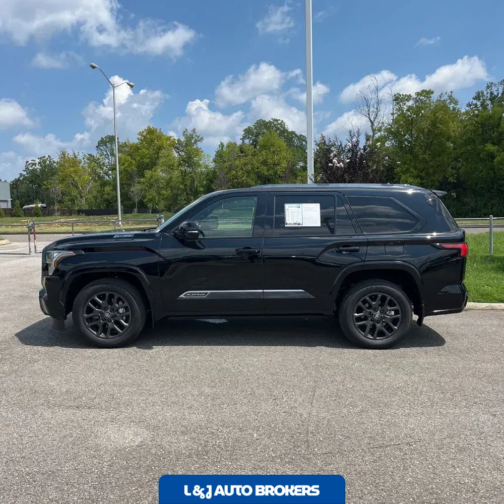 2025 Toyota Sequoia Platinum