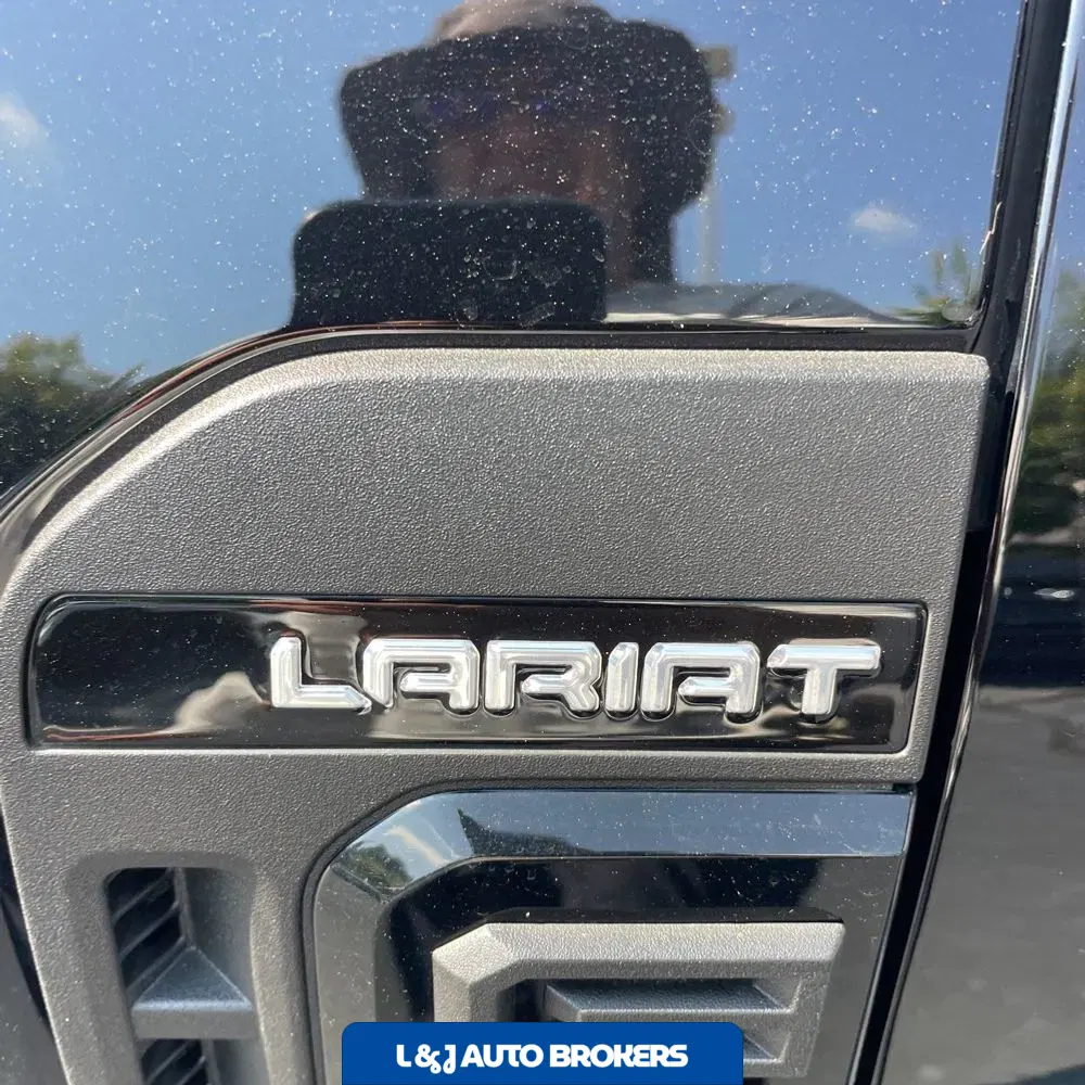 2025 Ford F250 S/D Lariat