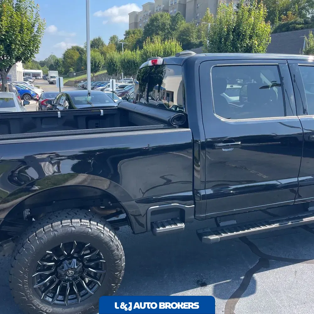 2025 Ford F250 S/D Lariat